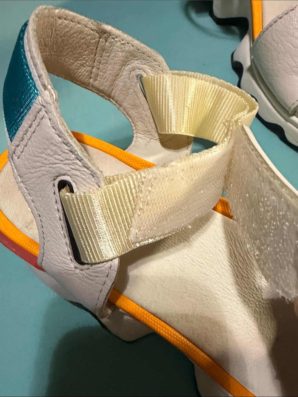 Sorel Kinetic Impact Y Strap Sandals - Picture 9 of 16